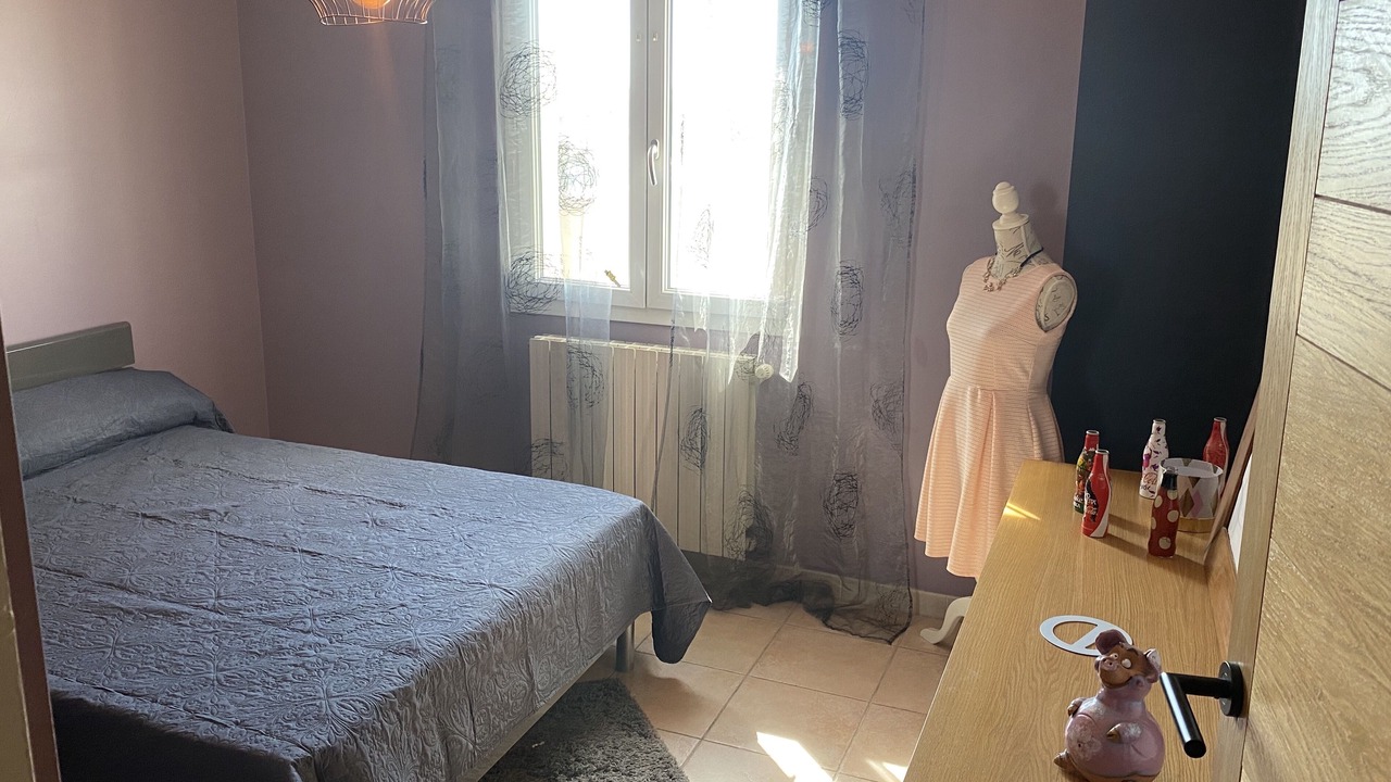 Photo of Bedroom in Rousson