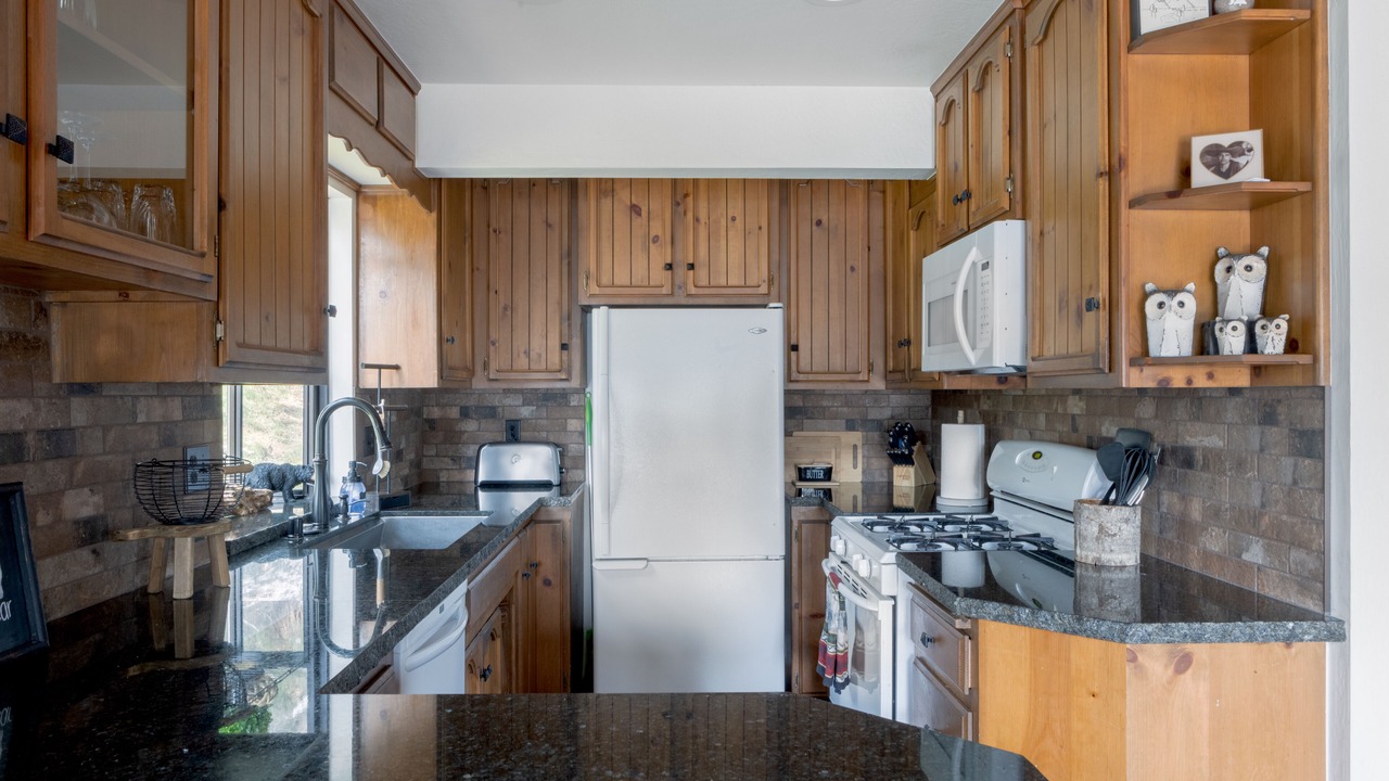 Photo of Kitchen in Crestline