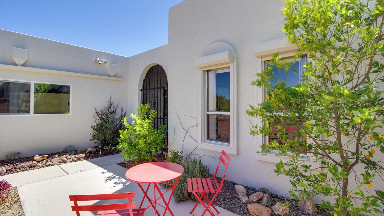 Photo of Outdoor in Green Valley