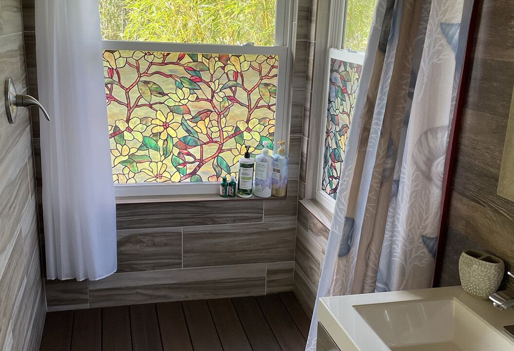 Photo of Bathroom in Fern Forest