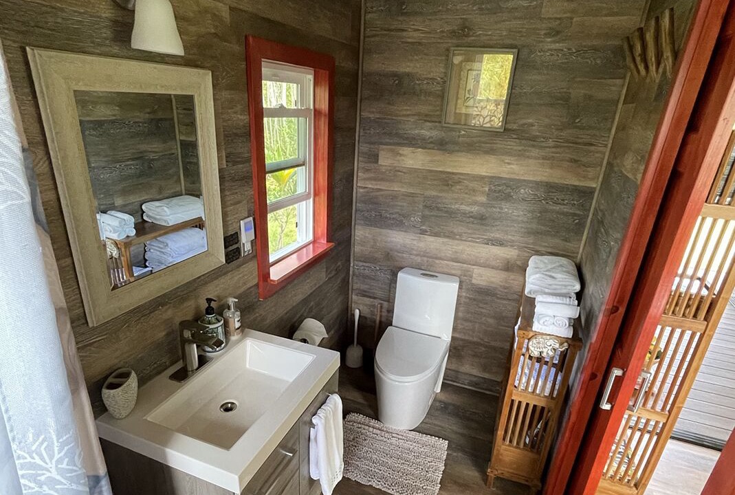 Photo of Bathroom in Fern Forest