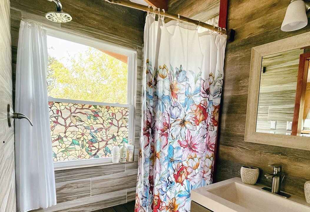 Photo of Bathroom in Fern Forest