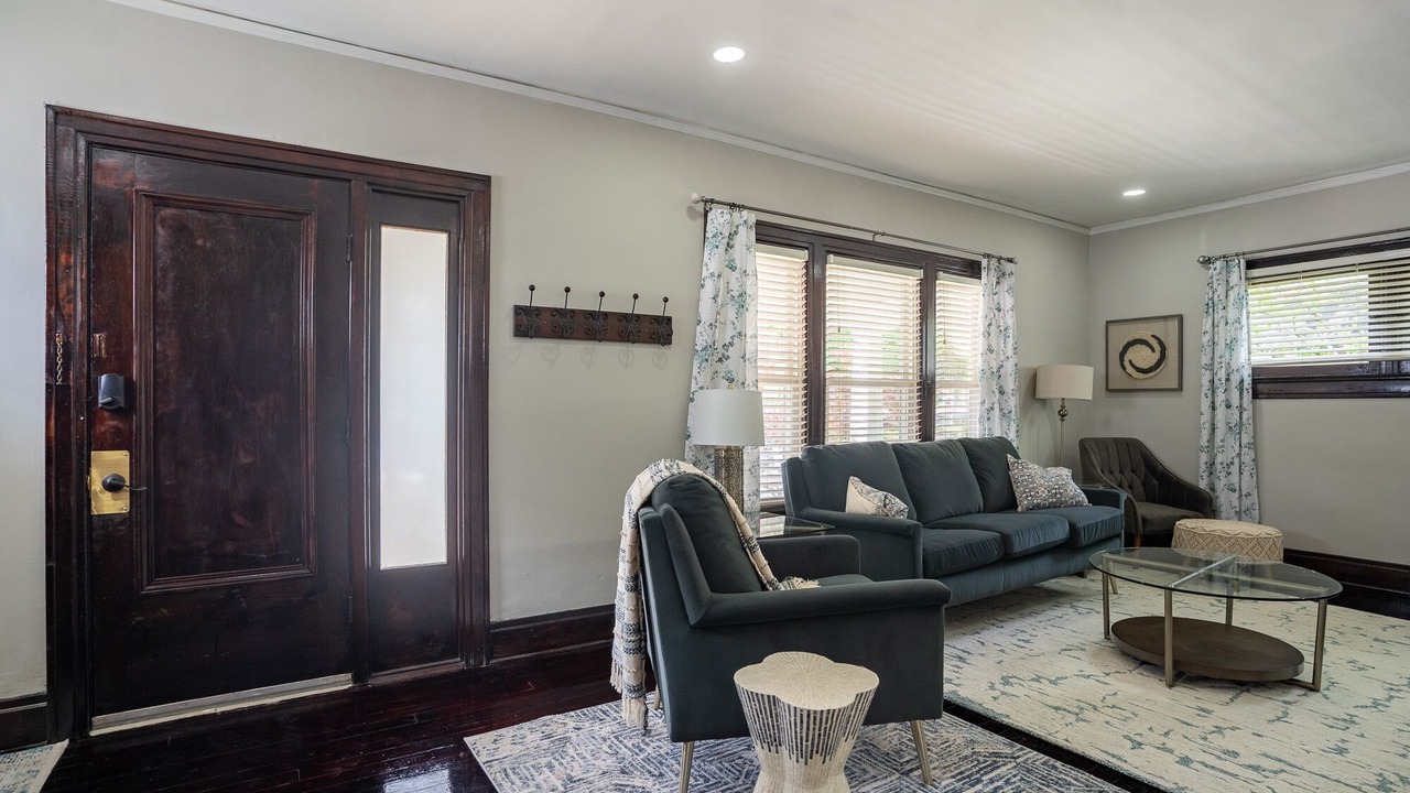 Photo of Livingroom in Dayton