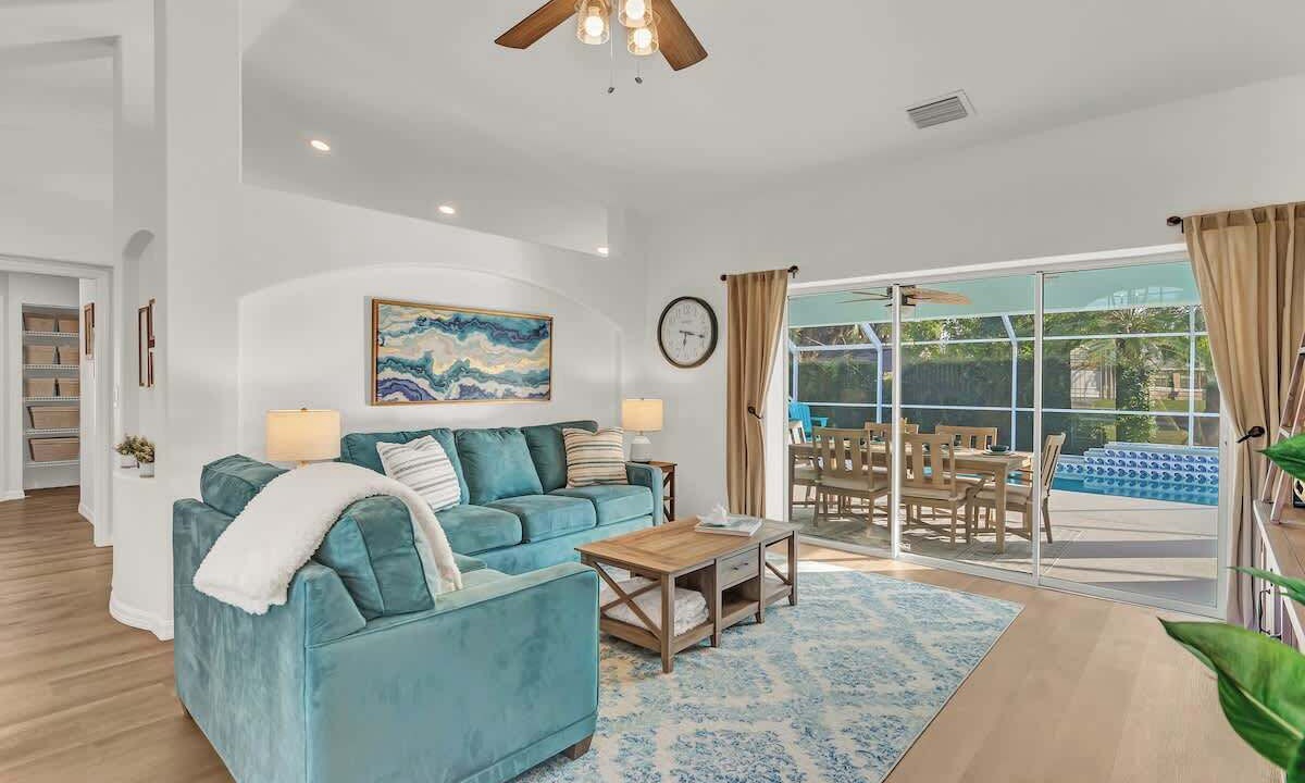 Photo of Livingroom in Sebastian Highlands