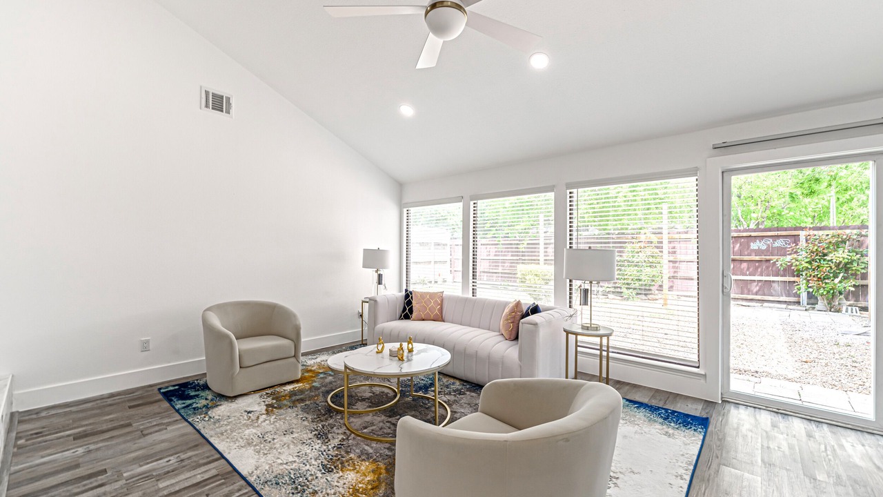 Photo of Livingroom in George Bush Park/Eldridge