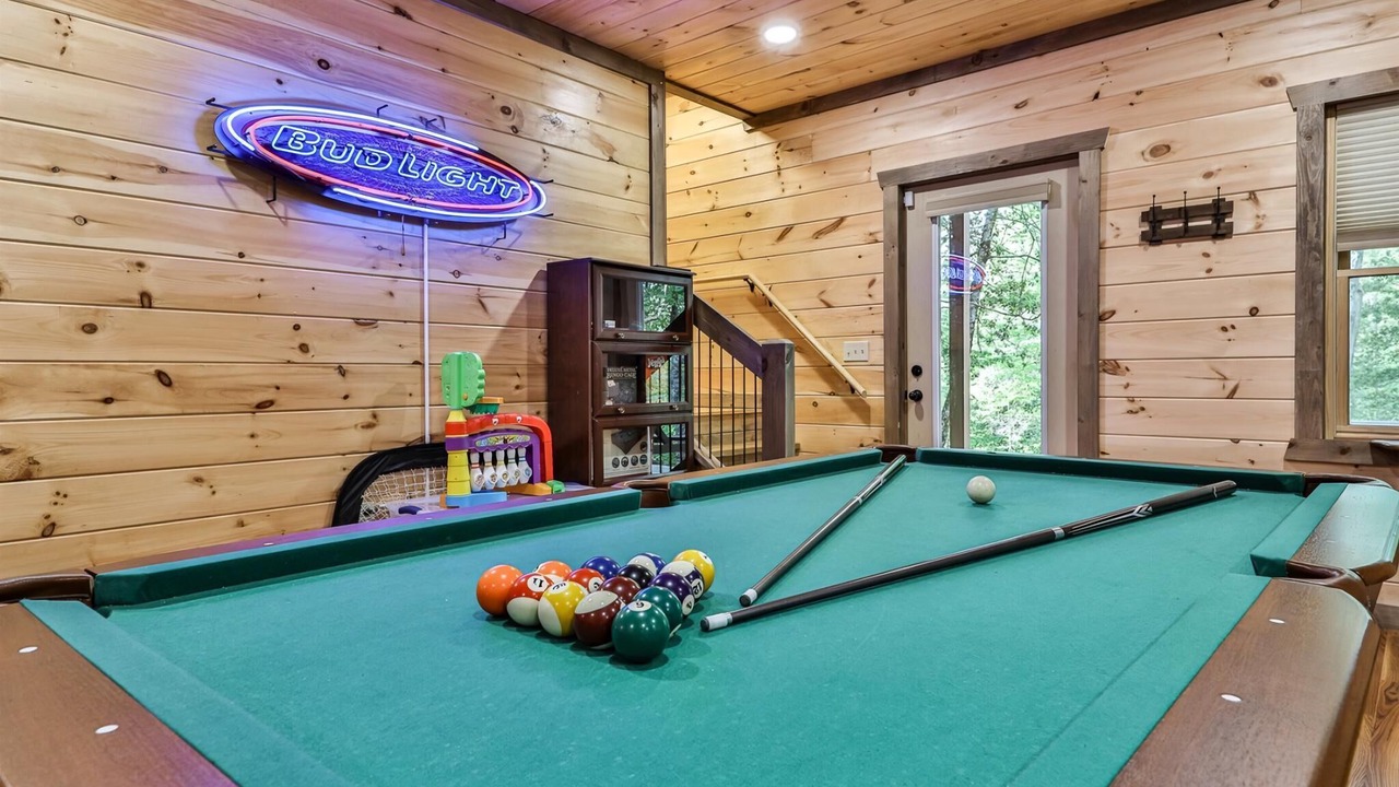 Photo of Outdoor in Cherry Log