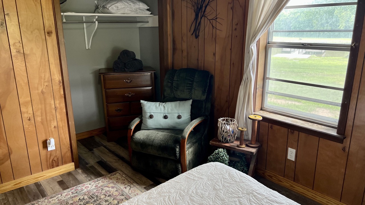 Photo of Bedroom in Valliant