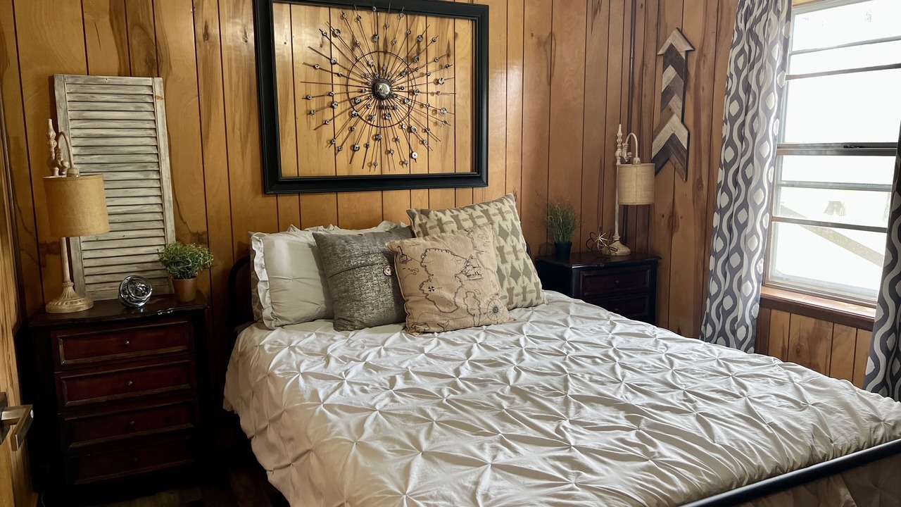 Photo of Bedroom in Valliant