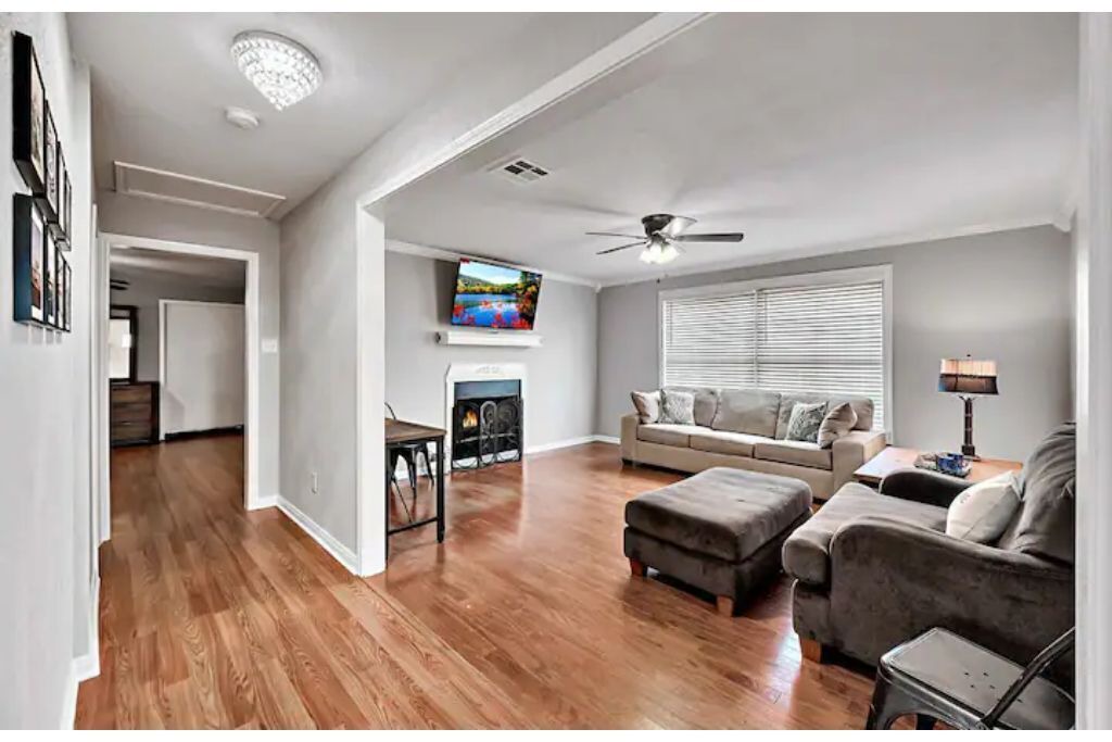 Photo of Livingroom in Waco