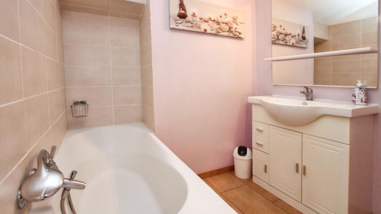 Photo of Bathroom in Divajeu