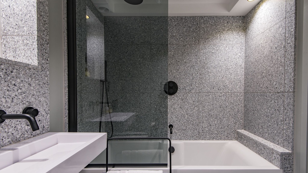 Photo of Bathroom in Etchinghill