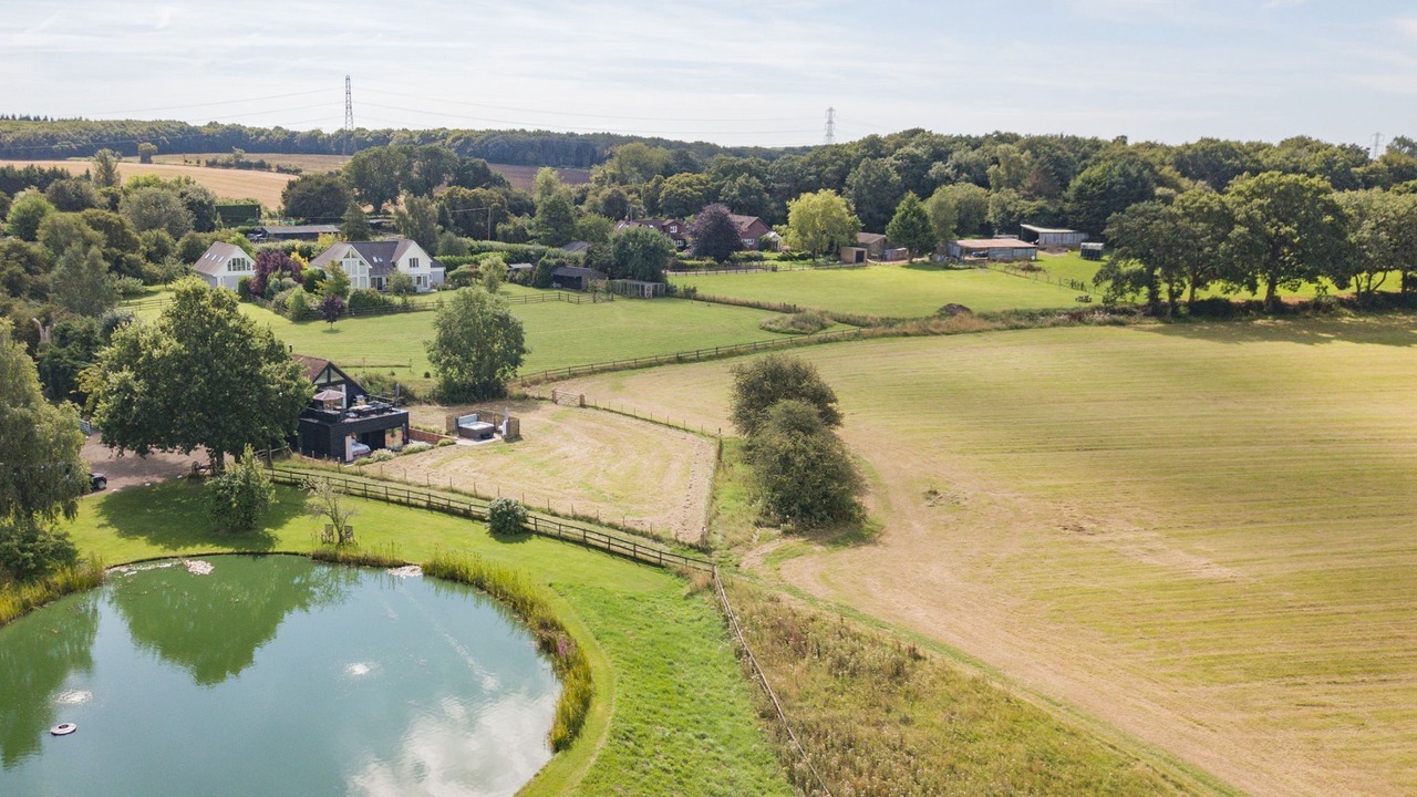 Photo of Outdoor in Etchinghill