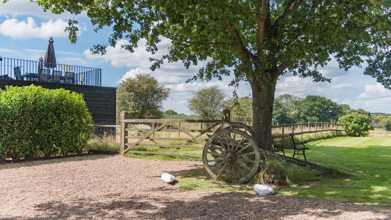 Photo of Outdoor in Etchinghill