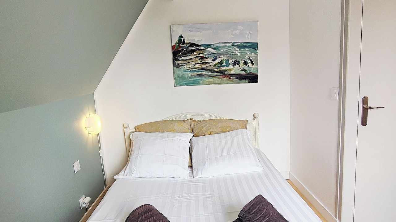 Photo of Bedroom in Ouistreham