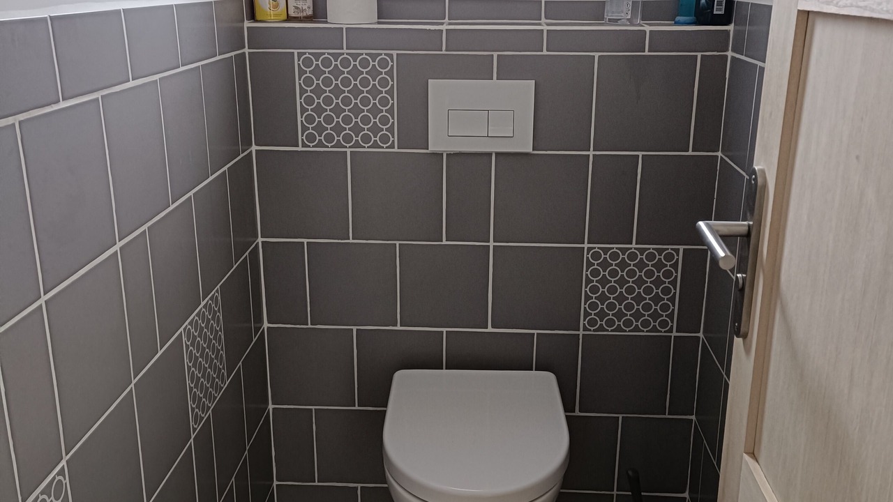 Photo of Bathroom in Bedarrides
