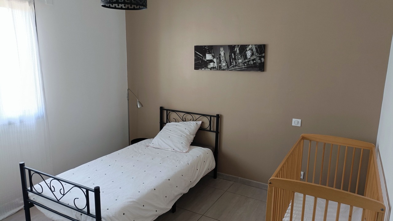 Photo of Bedroom in Bedarrides