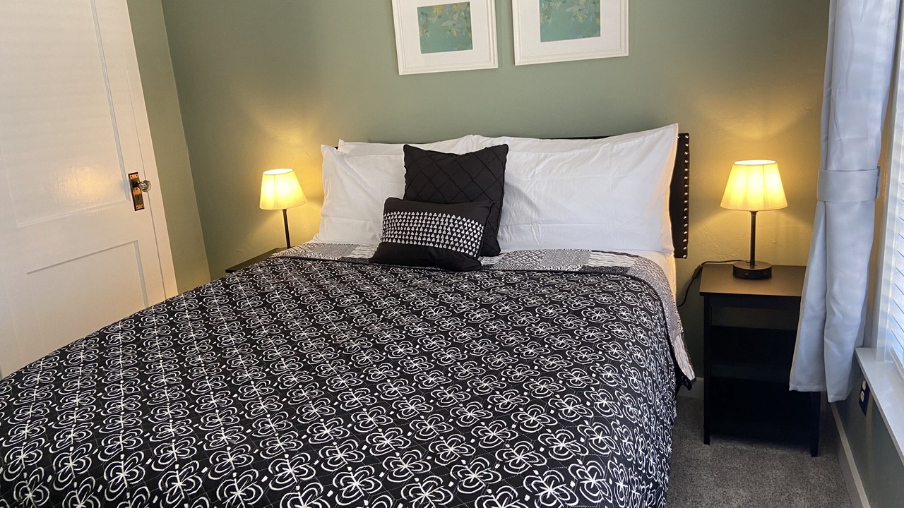 Photo of Others in St. Charles Historic District