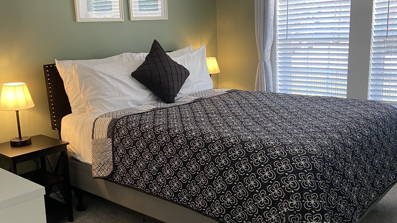 Photo of Others in St. Charles Historic District