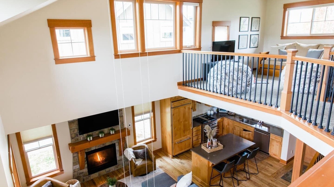 Photo of Livingroom in Cle Elum