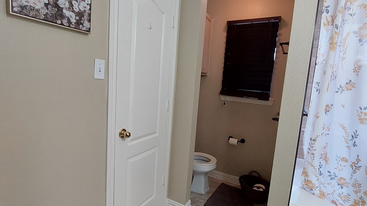 Photo of Bathroom in Barker