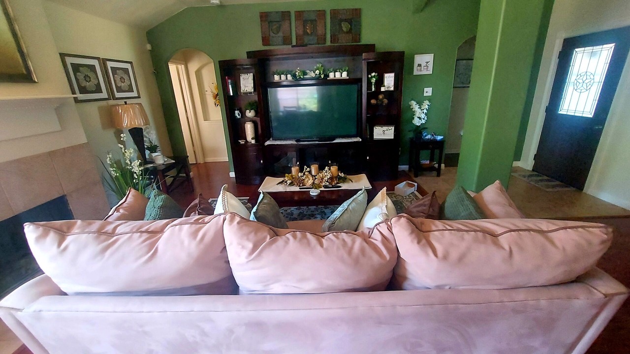Photo of Livingroom in Barker