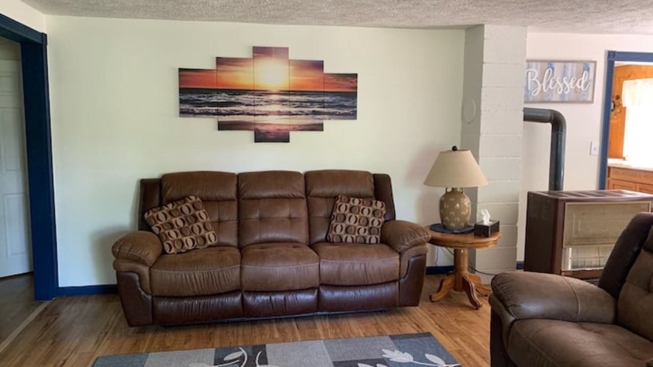 Photo of Livingroom in Boyne City