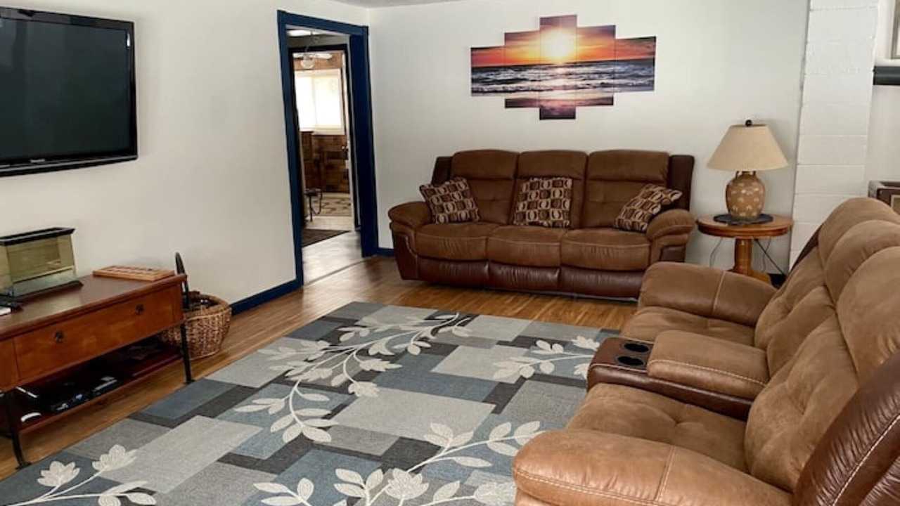 Photo of Livingroom in Boyne City