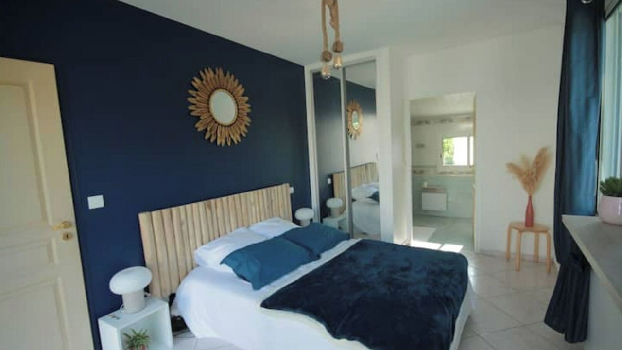 Photo of Bedroom in Saint-Laurent-de-Gosse