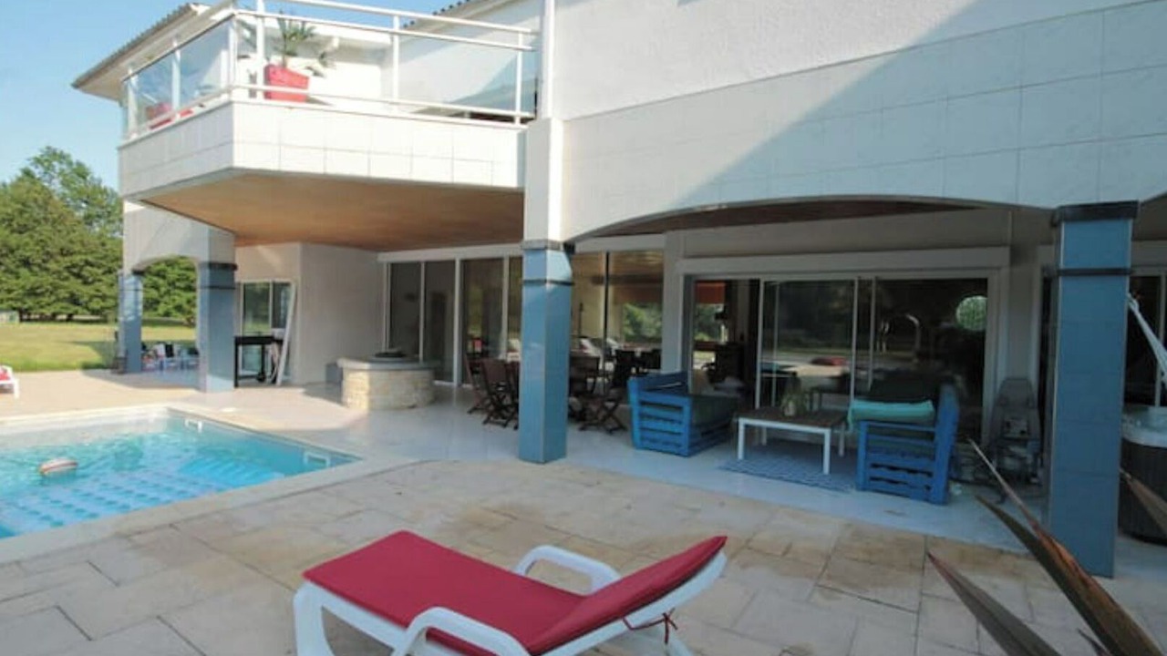 Photo of Outdoor in Saint-Laurent-de-Gosse