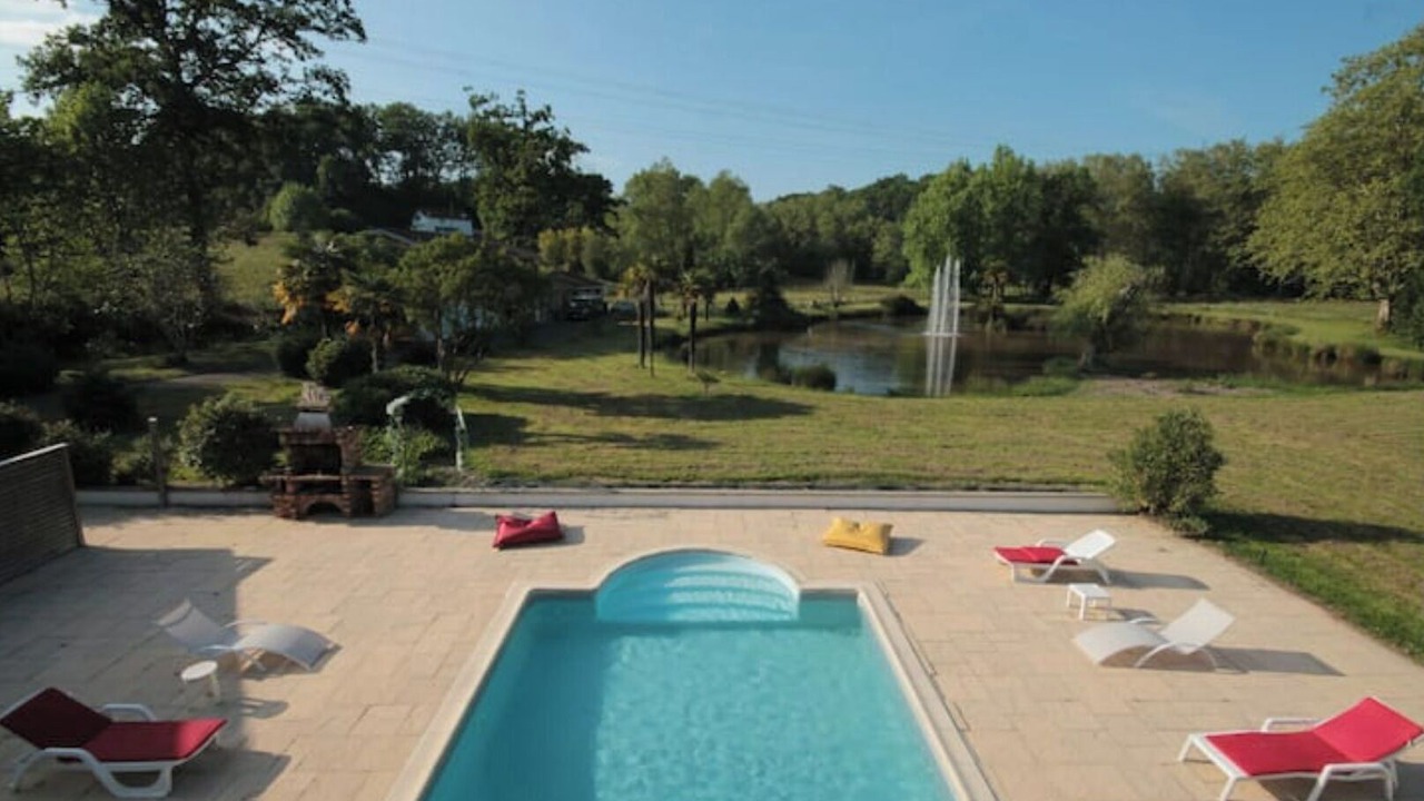 Photo of Outdoor in Saint-Laurent-de-Gosse