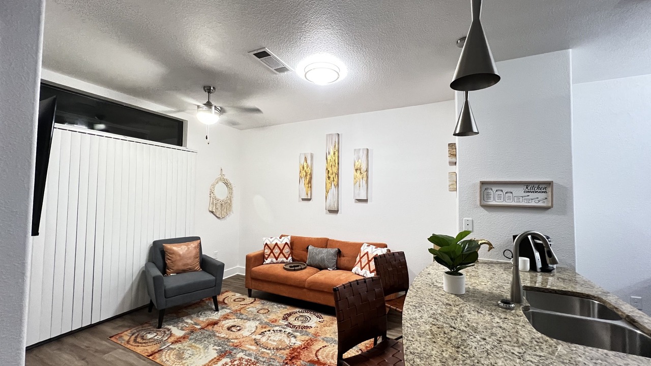 Photo of Livingroom in Gateway