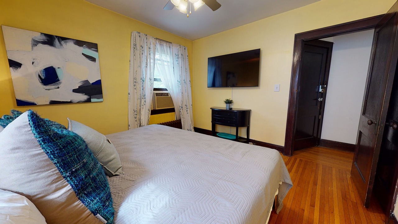 Photo of Bedroom in Corryville