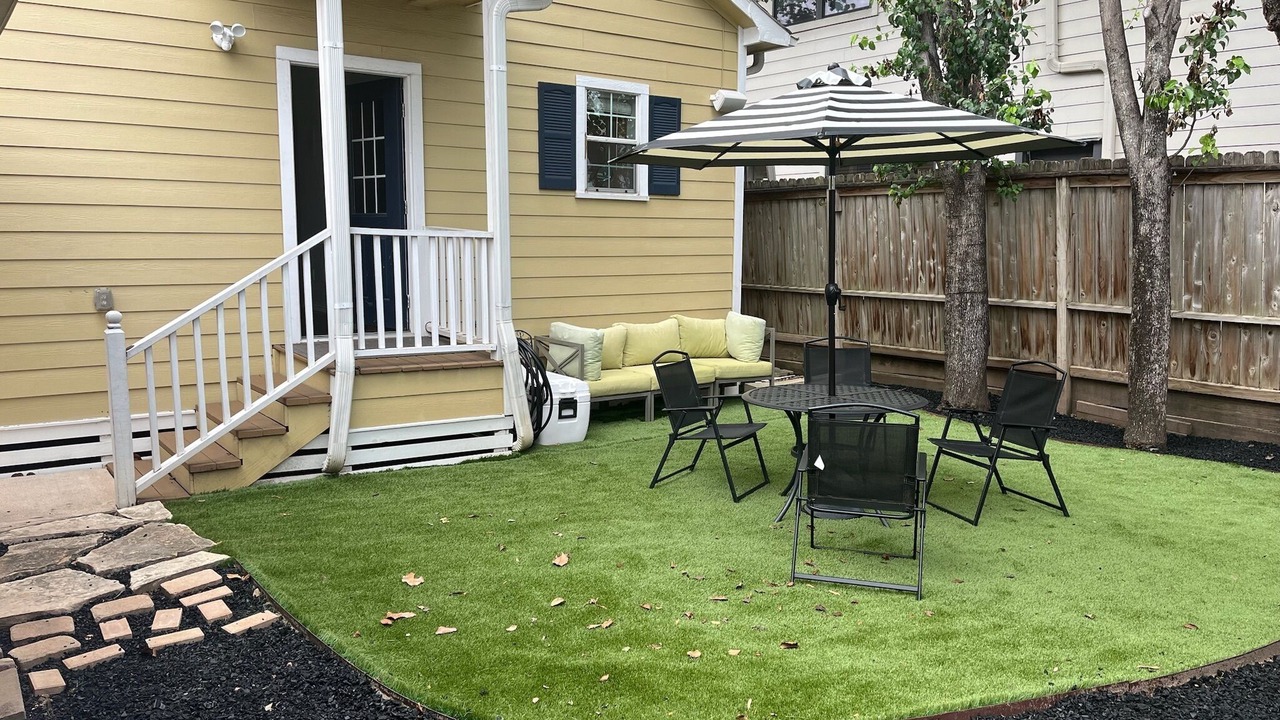 Photo of Patio Balcony in Houston Heights