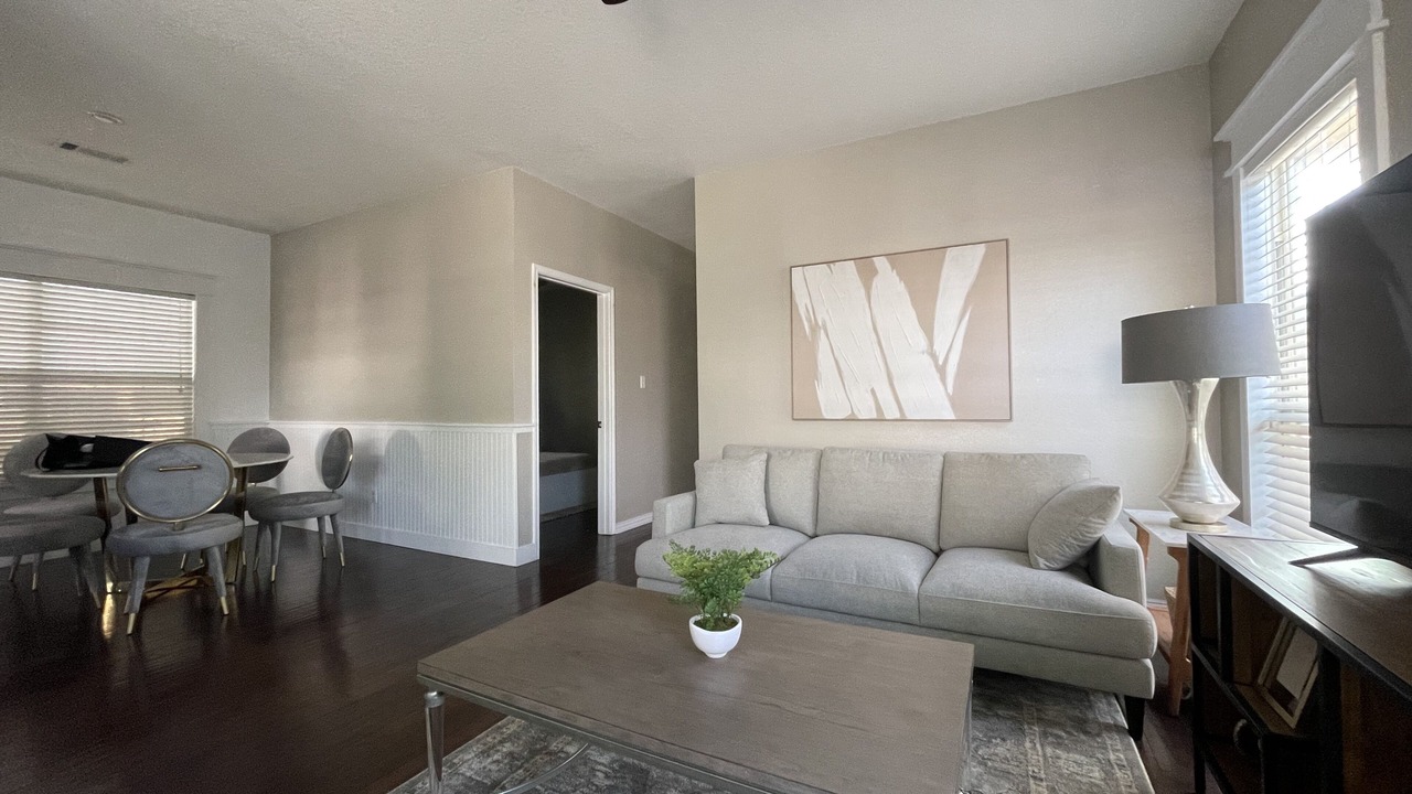 Photo of Livingroom in Houston Heights