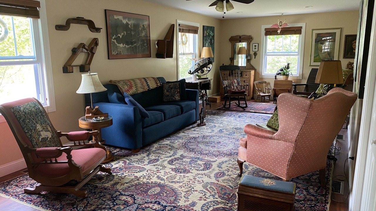 Photo of Livingroom in Mayfield