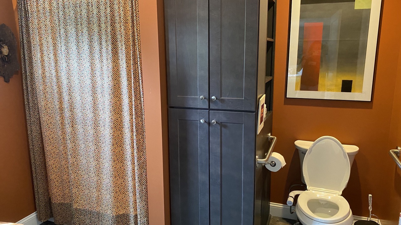 Photo of Bathroom in Mayfield