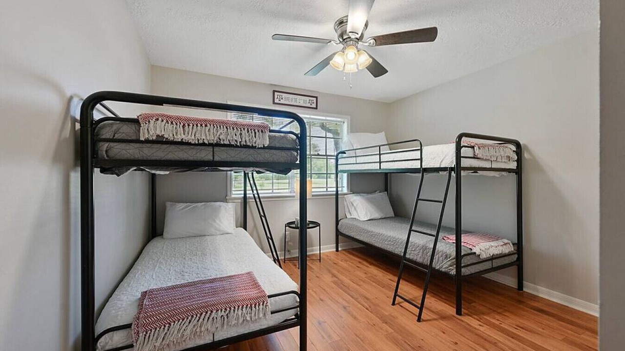 Photo of Bedroom in Wellborn