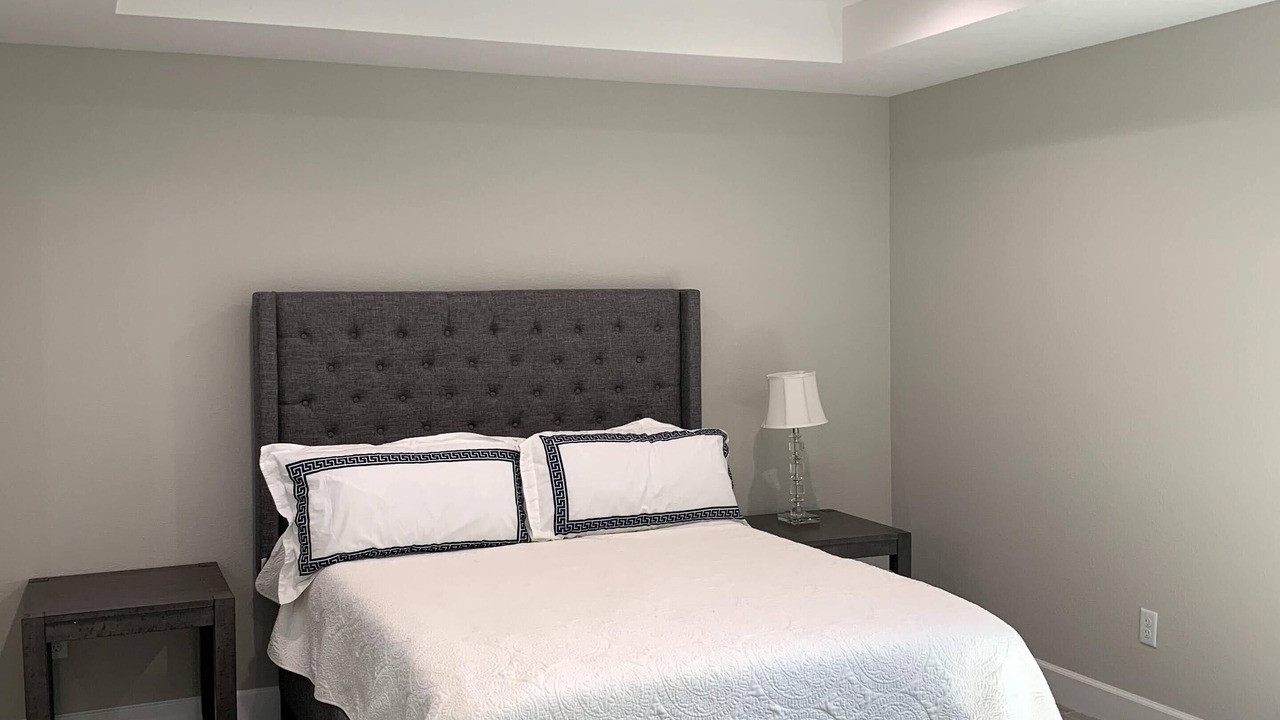 Photo of Bedroom in Englewood East