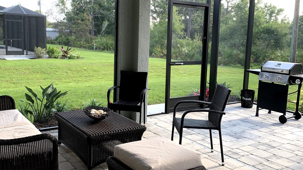 Photo of Patio Balcony in Englewood East