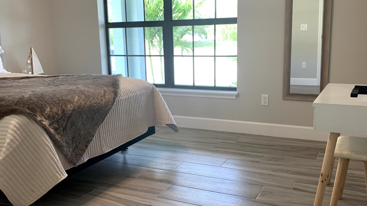 Photo of Bedroom in Englewood East