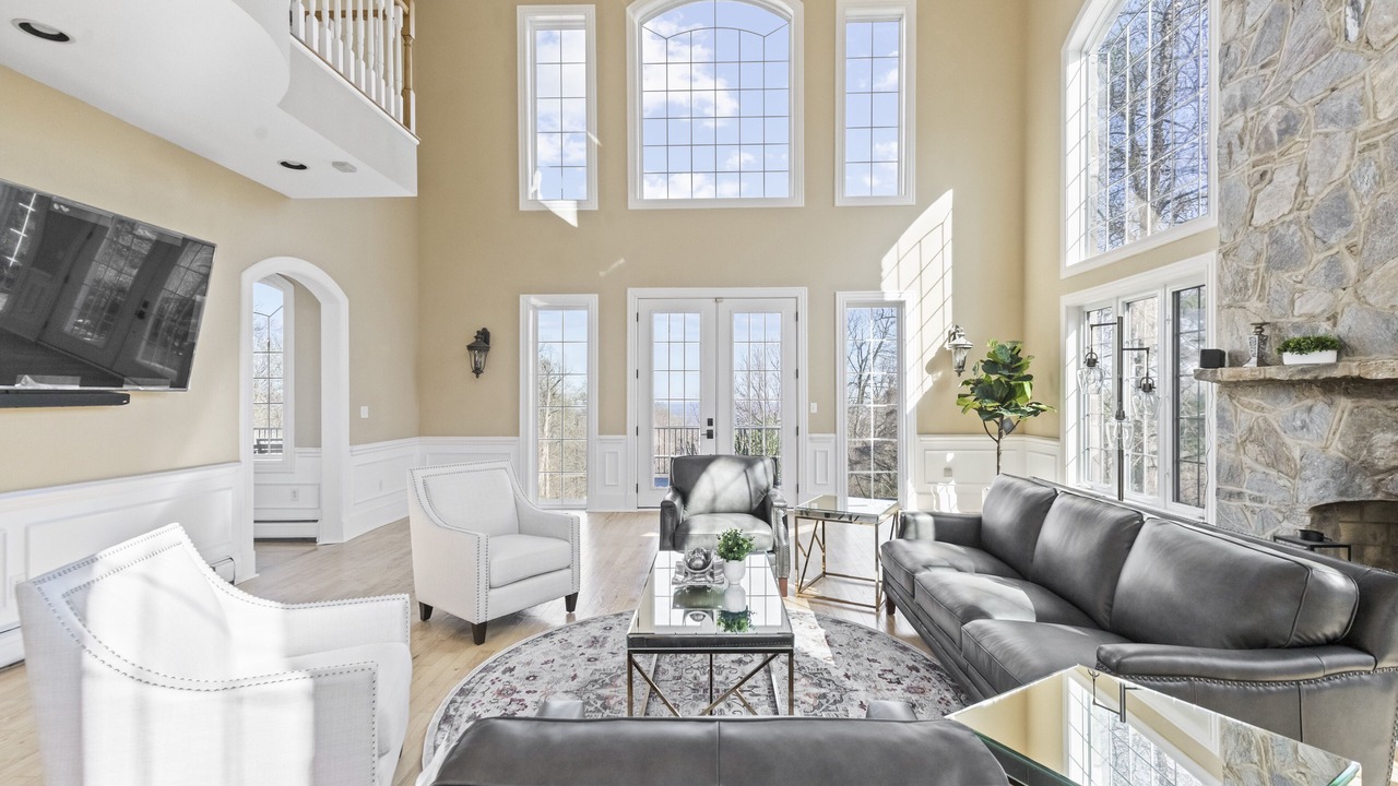 Photo of Livingroom in Bluemont
