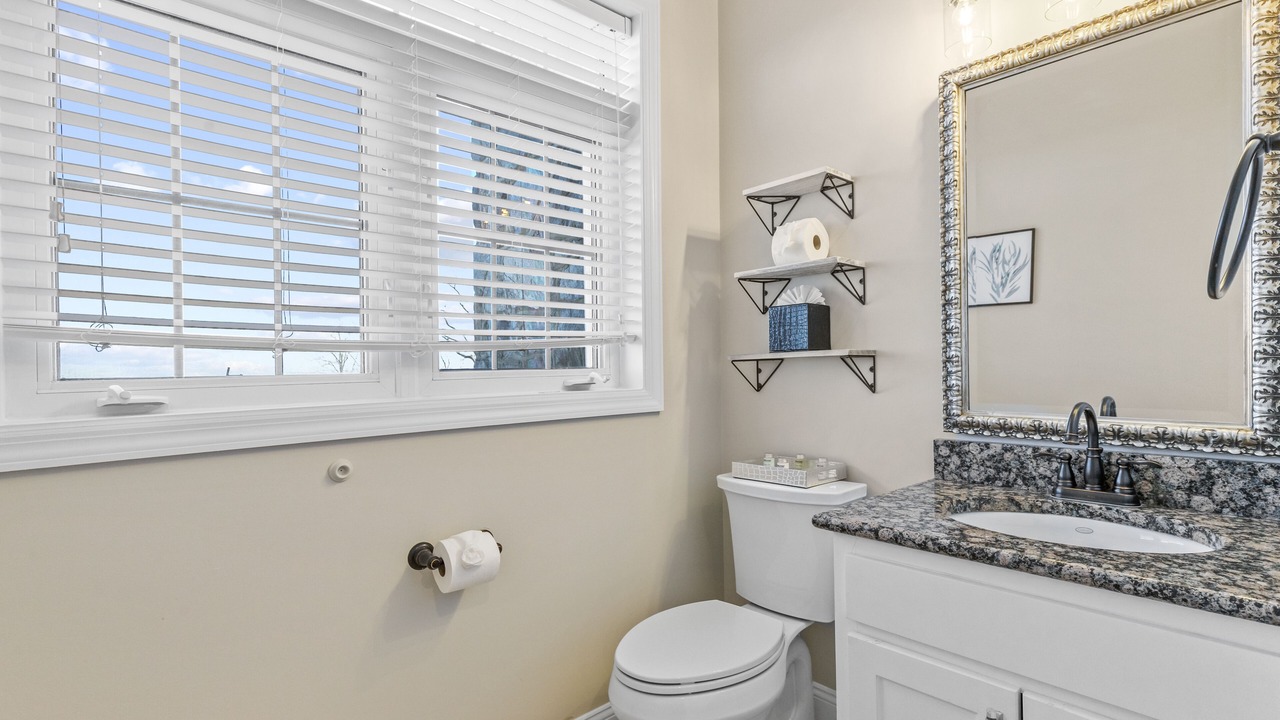 Photo of Bathroom in Bluemont