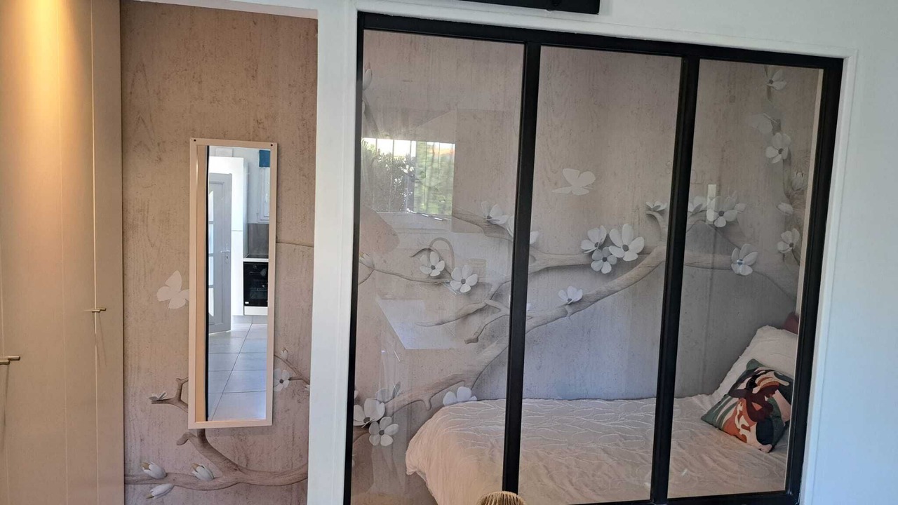 Photo of Bedroom in La Crau