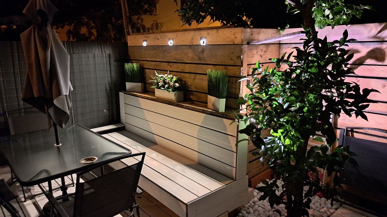 Photo of Patio Balcony in La Crau