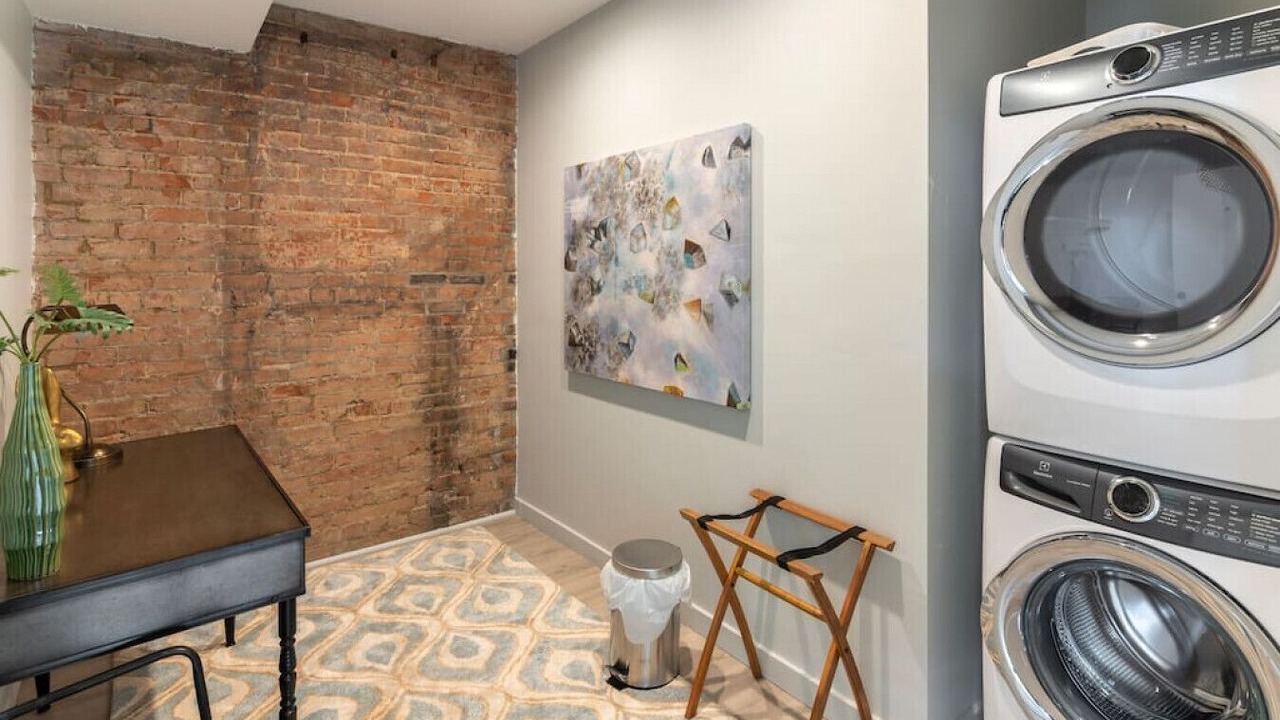 Photo of Others in Over-the-Rhine