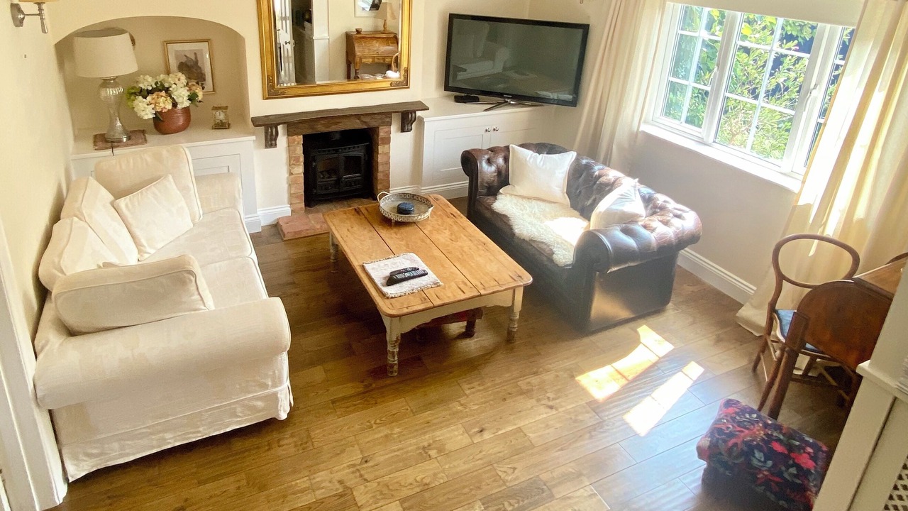 Photo of Livingroom in East Haddon