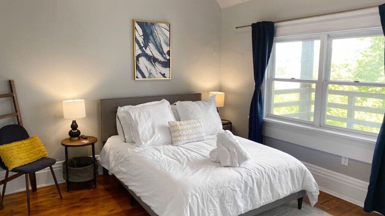 Photo of Bedroom in Mount Adams