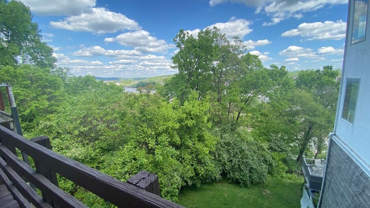 Photo of Outdoor in Mount Adams