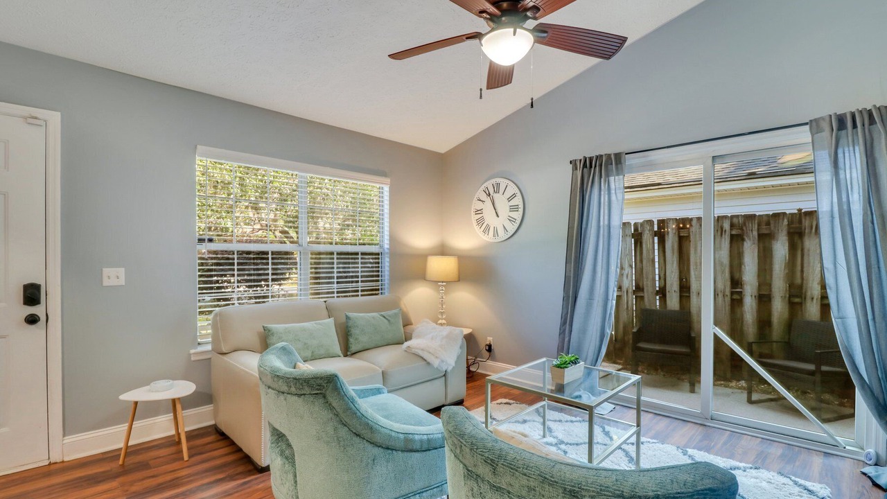 Photo of Livingroom in Savannah