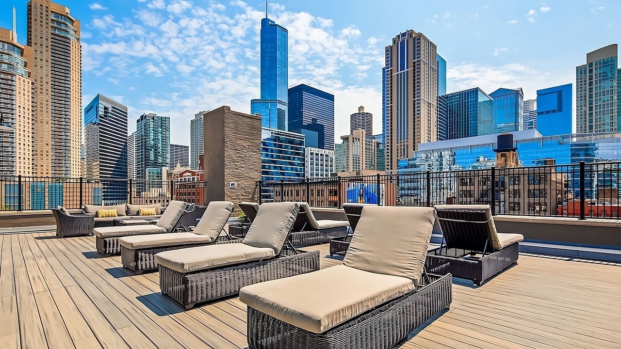 Photo of Outdoor in Downtown Chicago